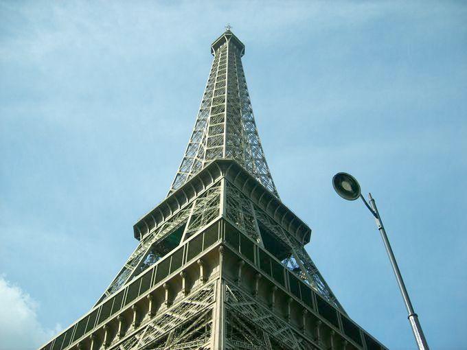 Eiffel tower Paris 2007