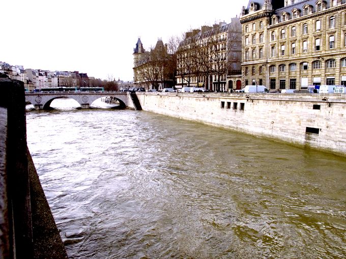 Paris Seine 2007